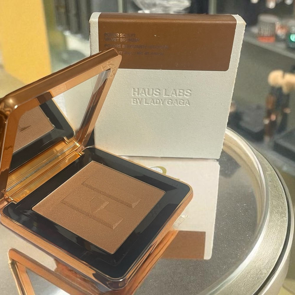 Haus Labs By Lady Gaga Bronzer & Contour Powder — Warm Brown